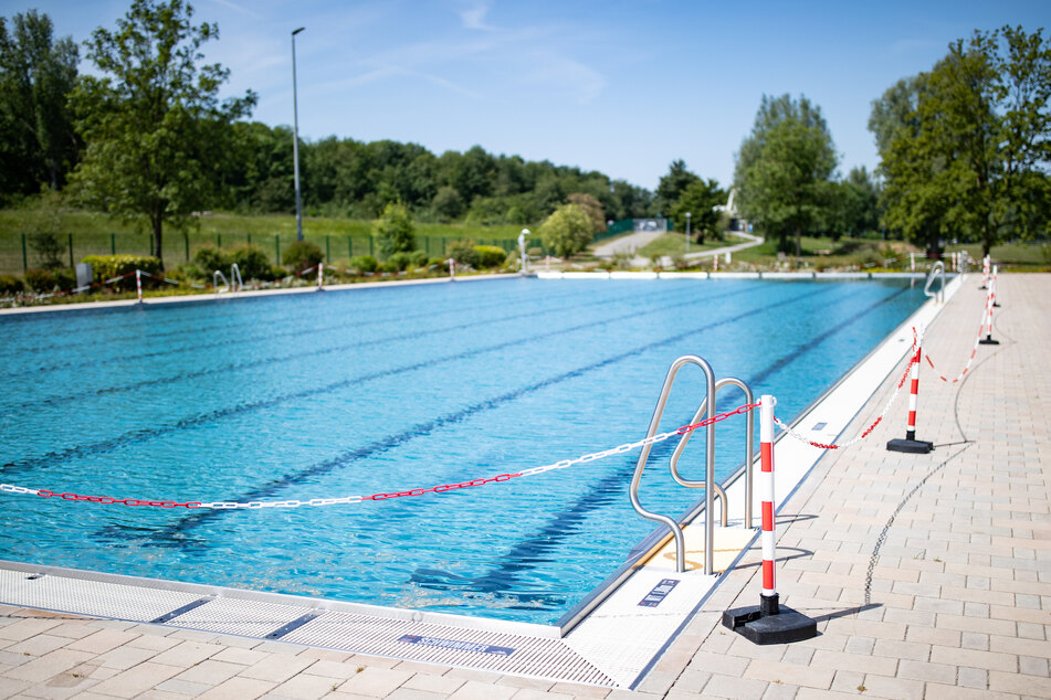 Schwimmbäder öffnen am Mittwoch teilweise wieder.