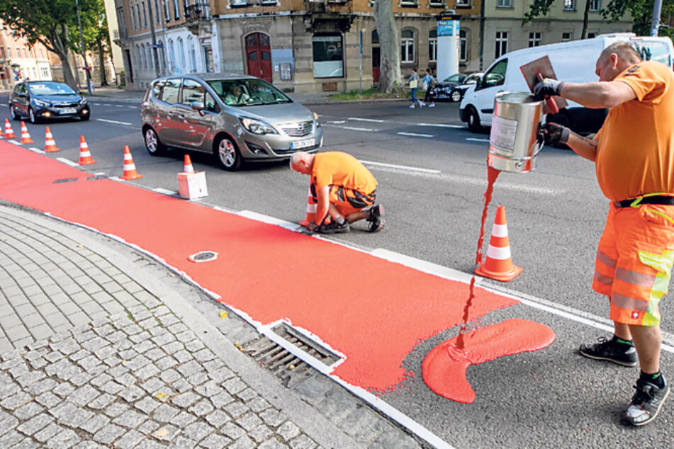 Dresden: Anwohner-Ärger: Neue Radwege kosten Parkplätze
