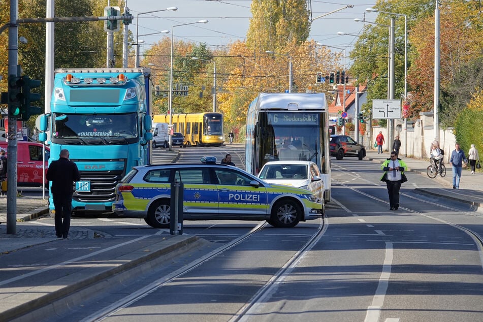 Auf der Pirnaer Landstraße sorgte ein Unfall am Dienstagmittag für Einschränkungen.