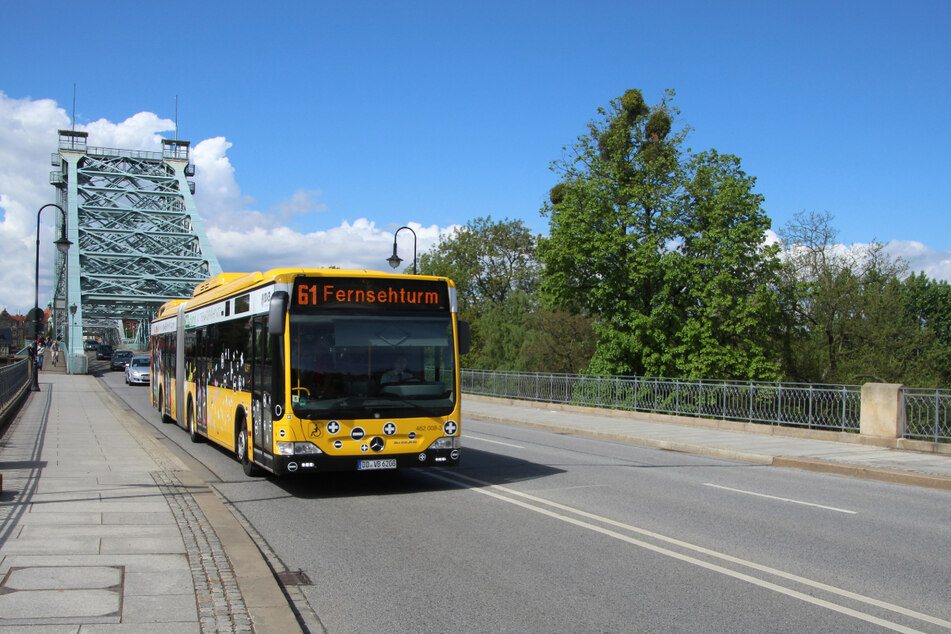 Aktuell kann in den Dresdner Bussen nicht beim Fahrer bezahlt werden. Das soll auch so bleiben.