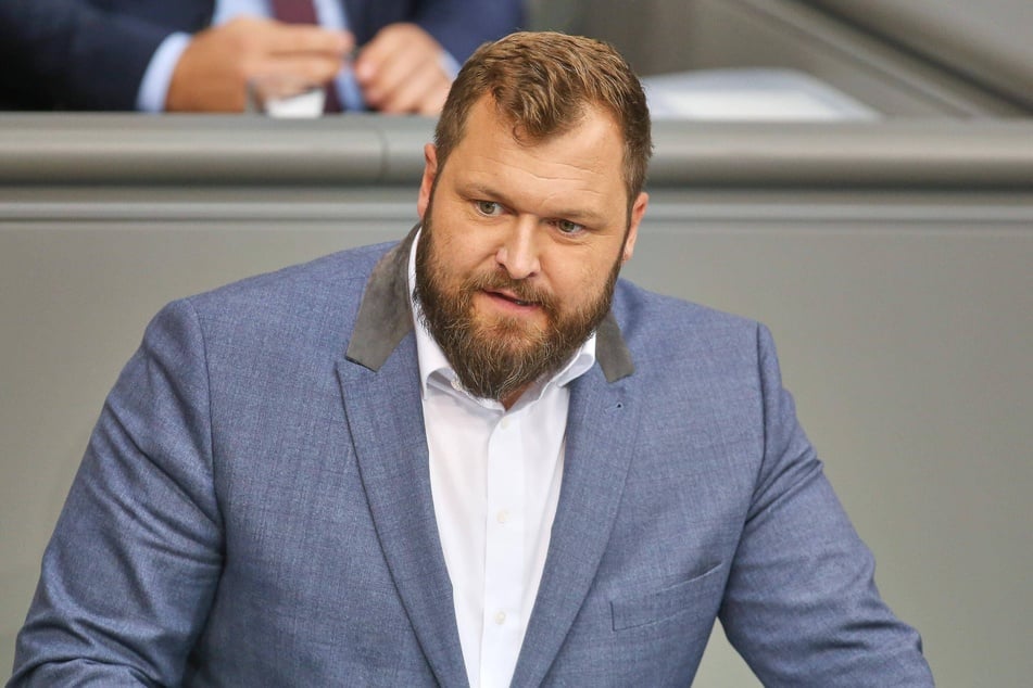 AfD-Politiker Thomas Ladzinski (36) drängt auf einen zügigen Baubeginn.