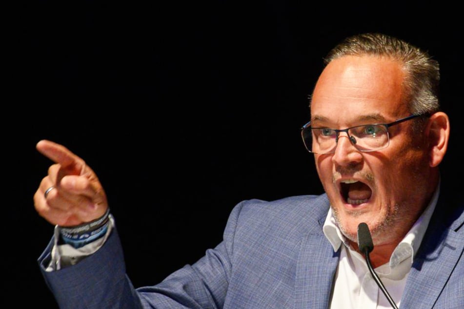 "Feministisches Flittchen": Landes-Chef Reichardt sorgt mit Aussagen bei Kongress der AfD-Jugend für Wirbel