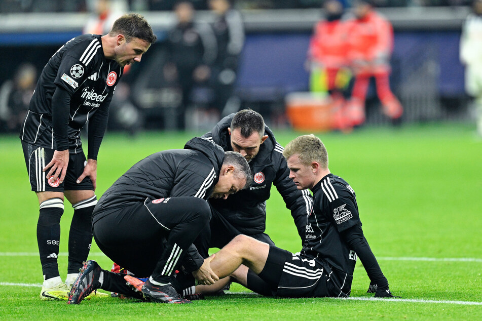 Unter anderem durch den Ausfall von Jonathan Burkardt hat die SGE derzeit ein Stürmerproblem.