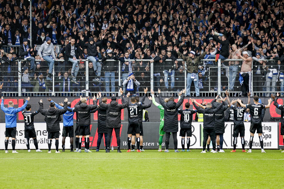 Zuletzt konnten die Fans des 1. FC Magdeburg auswärts bei Holstein Kiel feiern. Wird es auch am Sonntag wieder einen Grund zur Freude geben?
