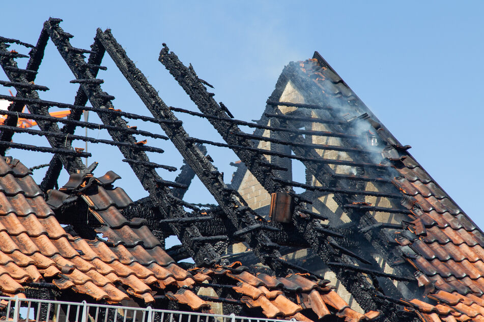 Die Einsatzkräfte machten beim Brand eines Hauses in Römhild einen tragischen Fund.