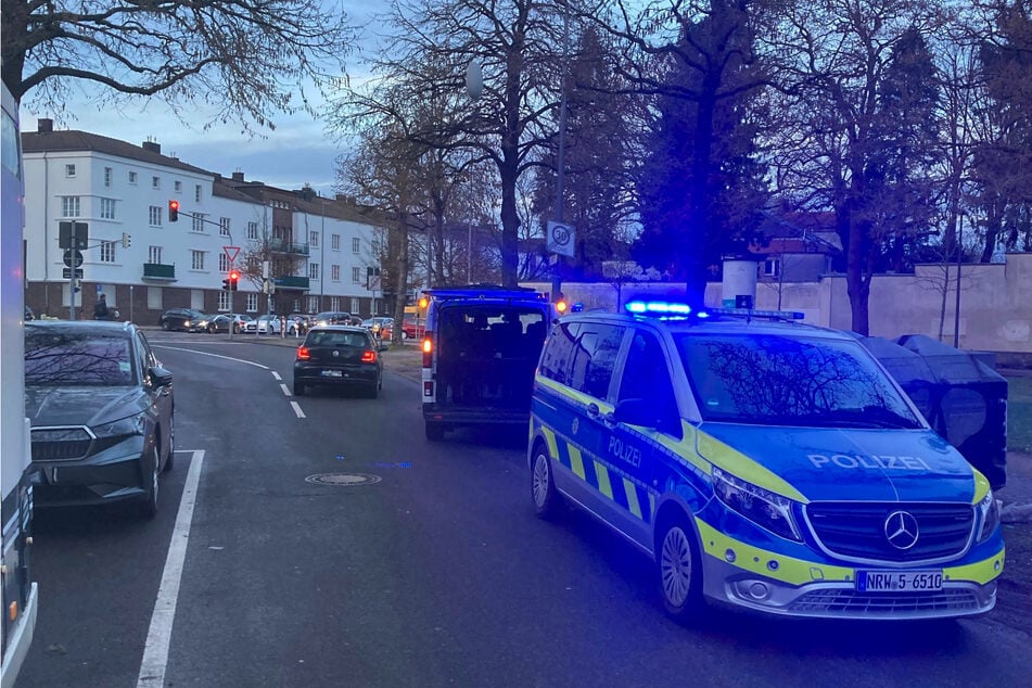 Der Unfall ereignete sich auf der Limburger Straße in Aachen.