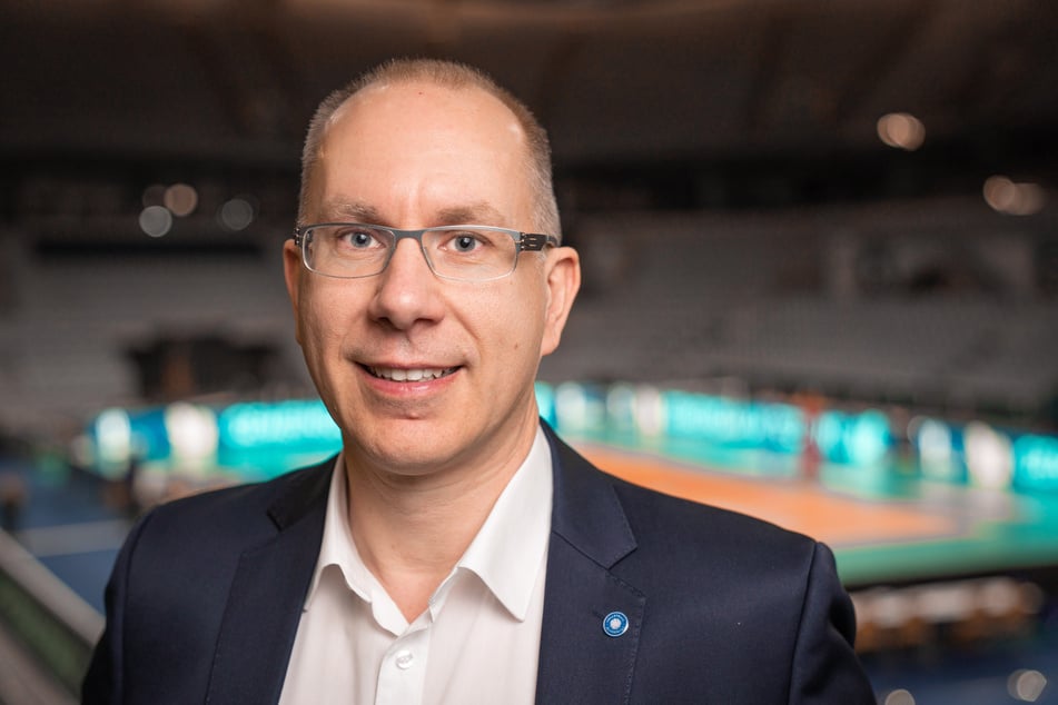 VBL-Geschäftsführer Daniel Sattler (50) kann die Enttäuschung der Fans verstehen, betont aber die stets zuverlässige Zusammenarbeit mit Sport1.