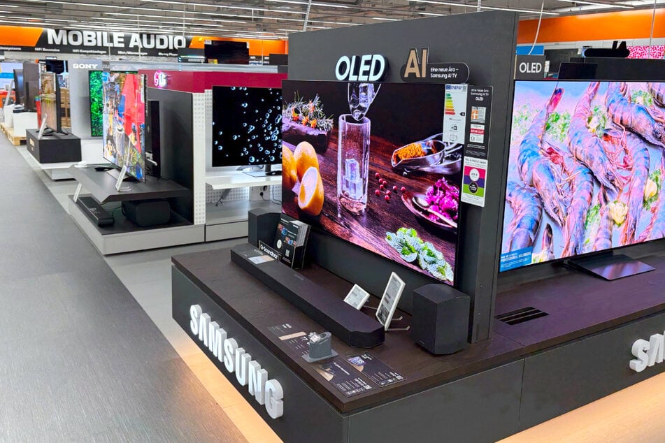 MediaMarkt und Saturn in Kaiserslautern laden am Sonntag (25.5.) zum Sondershopping ein.