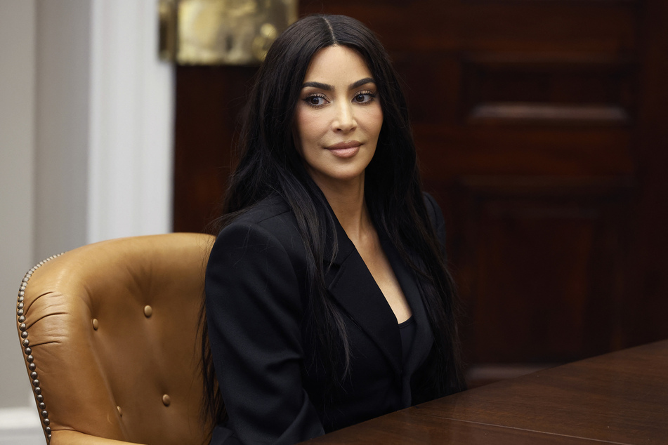 Kim Kardashian remembered a former inmate she met while incarcerated.