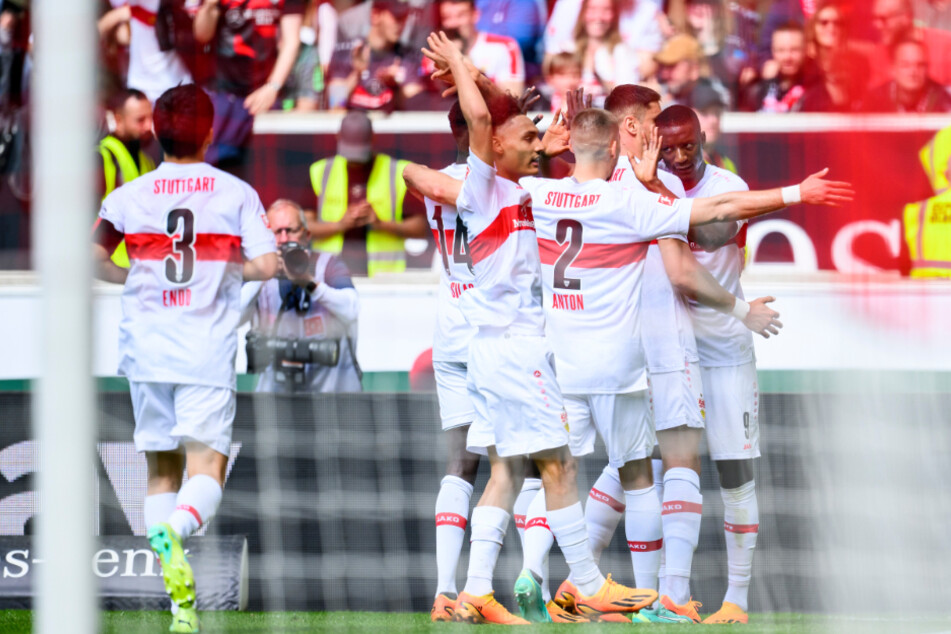 Zitterpartie mit glücklichem Ausgang! Der VfB Stuttgart landete drei Big Points im Abstiegskampf.