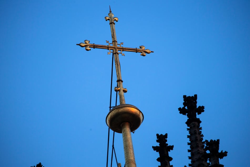 Ob die Täter etwas aus dem Overather Gotteshaus haben mitgehen lassen, ist aktuell noch nicht klar. (Symbolbild)