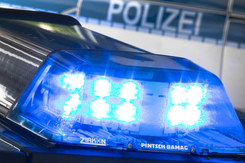 Wegen einer unerlaubten Technoparty hat die Polizei am Neujahrsmorgen zwei Strafanzeigen gestellt. (Symbolbild)