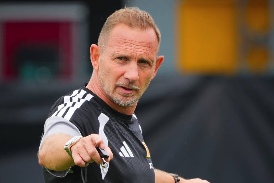 Union-Coach Mauro Lustrinelli (50) hat mit seiner Mannschaft noch einen weiten Weg vor sich.