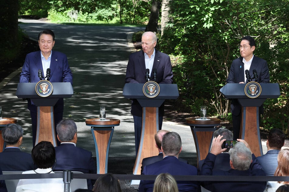 (From L to R) South Korean President Yoon Suk Yeol, US President Joe Biden, and Japanese Prime Minister Fumio Kishida conduct a joint press conference following a trilateral summit meeting at the Camp David presidential retreat in Maryland on August 18, 2023.