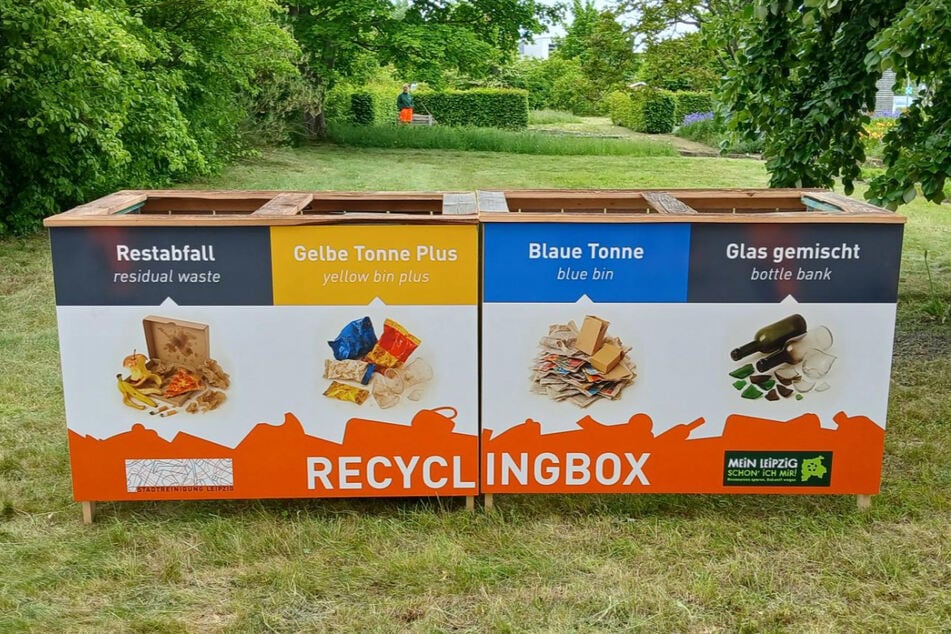 Solche Recyclingboxen werden an vielen Orten im Stadtgebiet aufgestellt.
