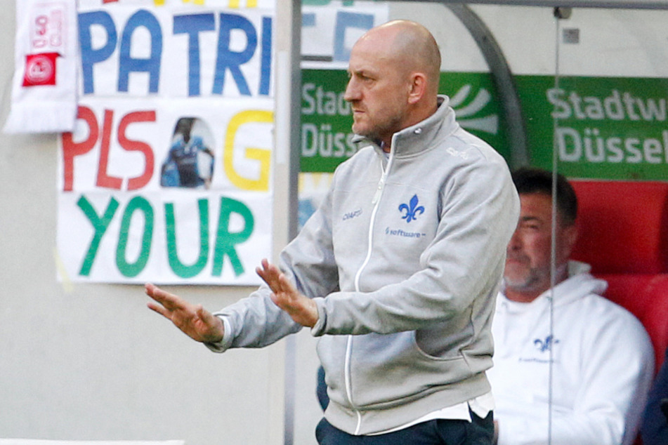 Lilien-Chefcoach Torsten Lieberknecht (48) dämpft vor dem Saisonstart der 2. Bundesliga etwas die Erwartungen hinsichtlich seines Teams.