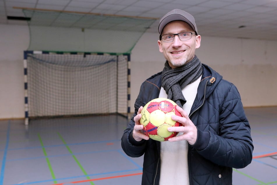 "Hier zu trainieren, hat auch Vorteile", sagt Jugendwart Stephan Dettner (44).