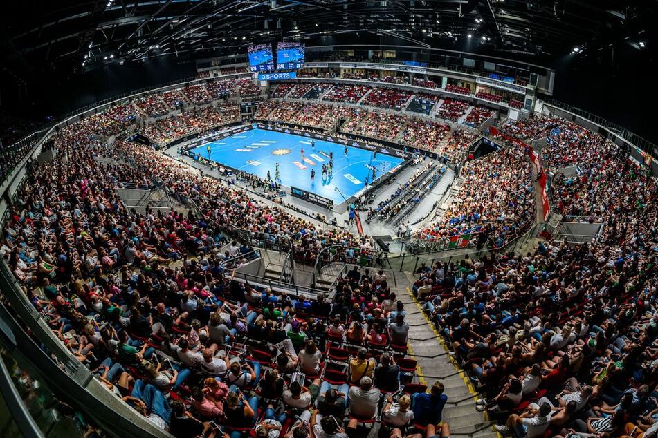 Der am vergangenen Sonntag im Fernduell mit den Füchsen Berlin knapp verpasste Meistertitel hat Spuren bei den Magdeburgern hinterlassen.