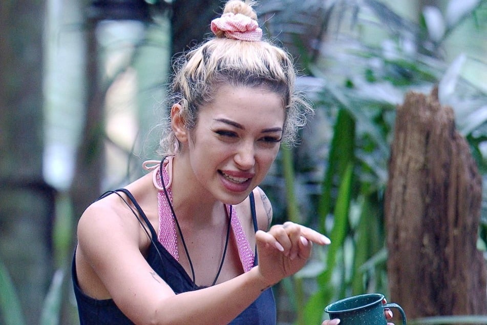 Ariels (22) Konfro-Show kennt keine Pausen.