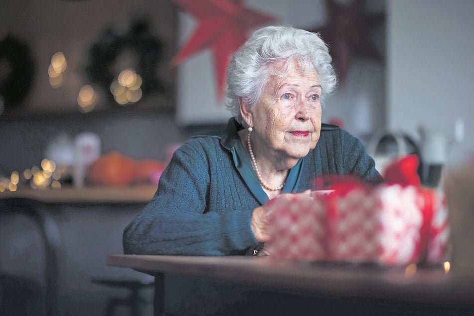 Viele ältere Menschen verbringen die Weihnachtstage allein. (Symbolbild)