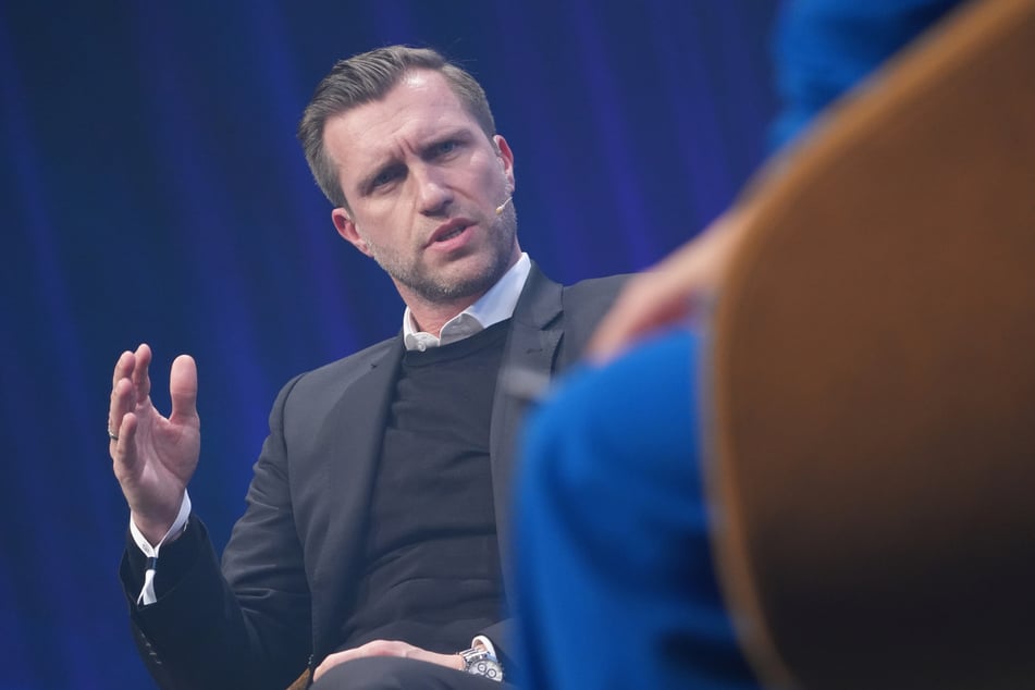 SGE-Sportvorstand Markus Krösche (45) äußerte heftige Kritik in Richtung der Ausbildung beim DFB.