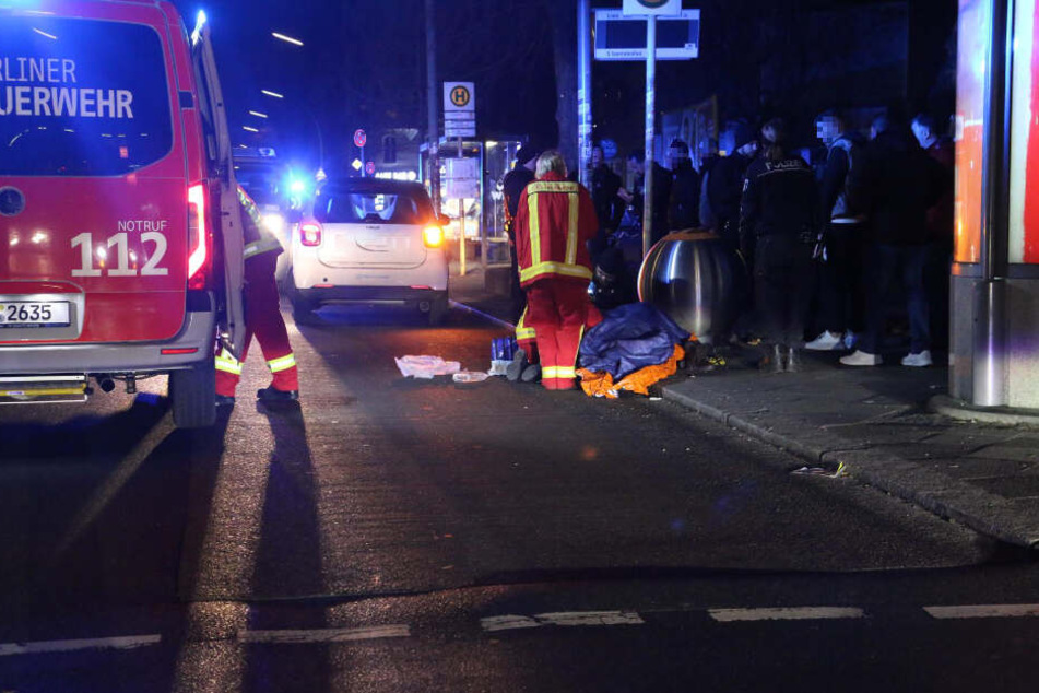Rettungskräfte mussten die Person stabilisieren.