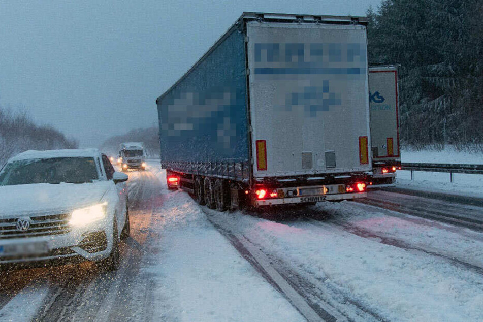 Tief Benjamin sorgte mit kräftigem Schneefall vor zwei Wochen für heftiges Chaos auf Sachsens Straßen.