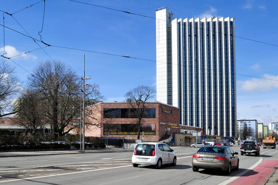 Am Mittwoch wurde ein Seniorin in der Chemnitzer Brückenstraße angefahren und schwer verletzt. (Archivbild)