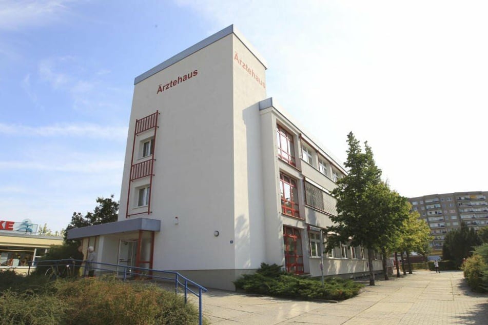 Die Kinderarztpraxis Gebhardi ist im Ärztehaus in der Anton-Kraus-Straße.