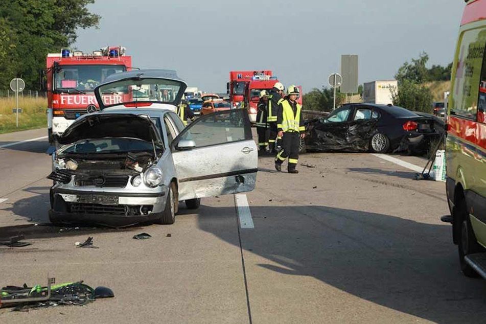 Schon wieder mussten Rettungskräfte wegen eines Unfalls auf die A4 ausrücken.