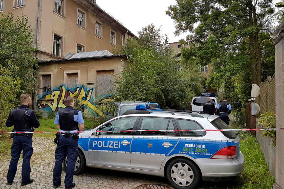 Am 13. September 2017 entdeckten Passanten eine leblose Person in der Industriebrache in der Zwickauer Straße.