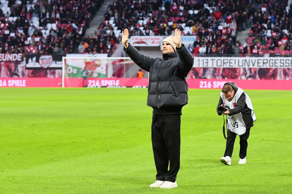 Vor dem Spiel gegen den VfL Wolfsburg bekam Timo Werner noch einen würdigen Abschied von den Leipziger Fans.