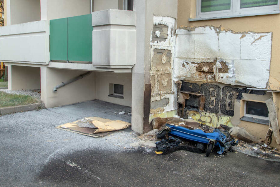 An der Hausfassade entstand ein erheblicher Schaden.