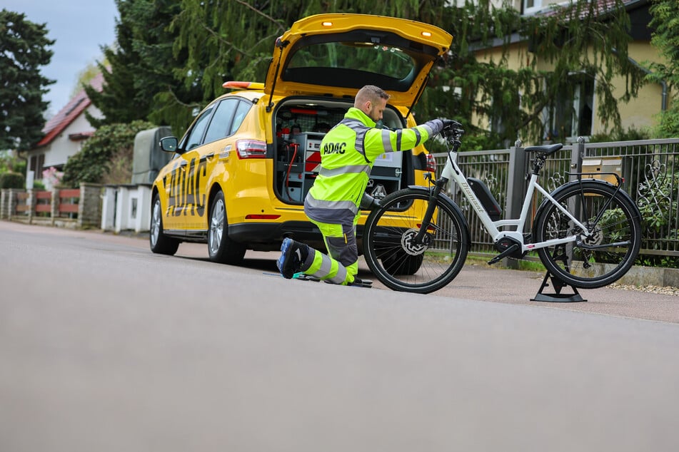 Pannenhilfe nicht nur für Autofahrer: ADAC hilft jetzt auch bei Fahrrädern