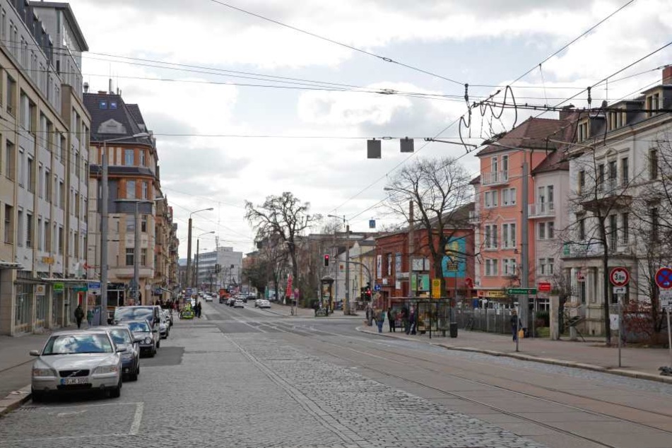 Die Stadtverwaltung sollte über den geplanten Ausbau der Königsbrücker Straße in
der Neustadt informieren. Noch fehlt ein Termin.