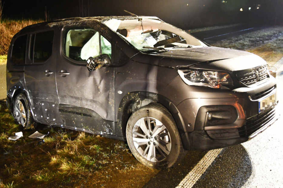 Auf der Staatsstraße 2194 in Bayern ist es zu einem Unfall gekommen.