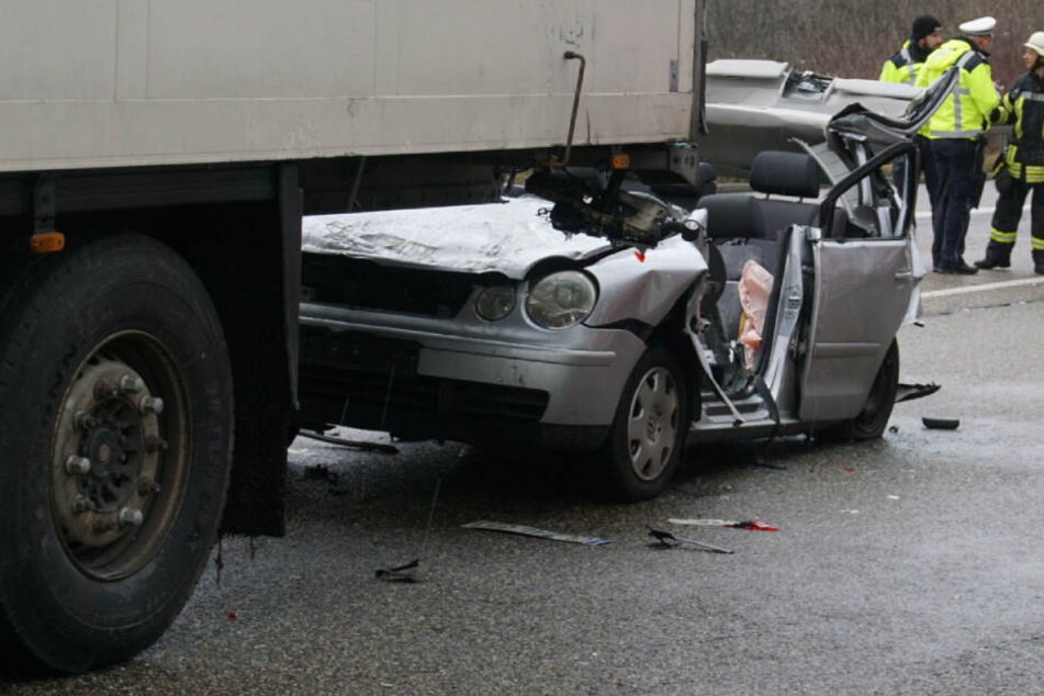 Horror-Unfall: Hubschrauber im Einsatz, A8 ist gesperrt