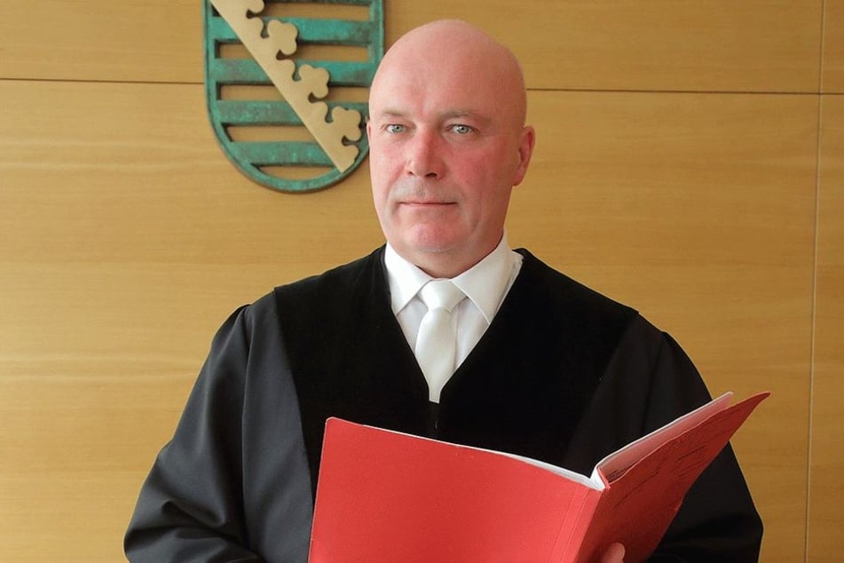 Arndt Fiedler (54) schickt jetzt sein Urteil gegen die Britin auf die Insel.