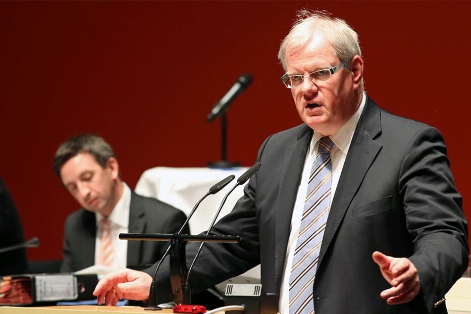 Hans-Joachim Brauns (59) im Stadtrat.