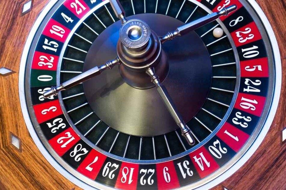 Roulette ohne Geldeinsatz fällt nicht unter den Glücksspielstaatsvertrag. Somit ist es erlaubt.