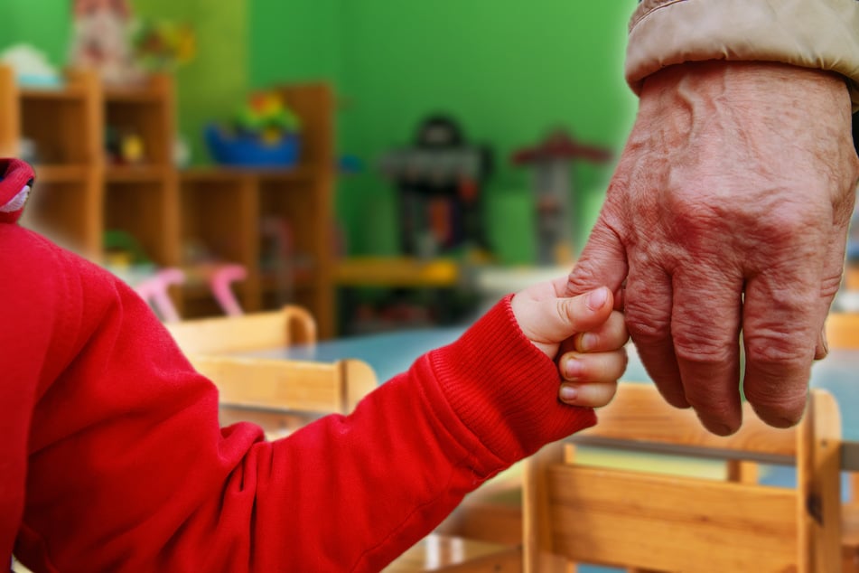 Drama im Kindergarten: Opa bringt falsches Kind nach Hause