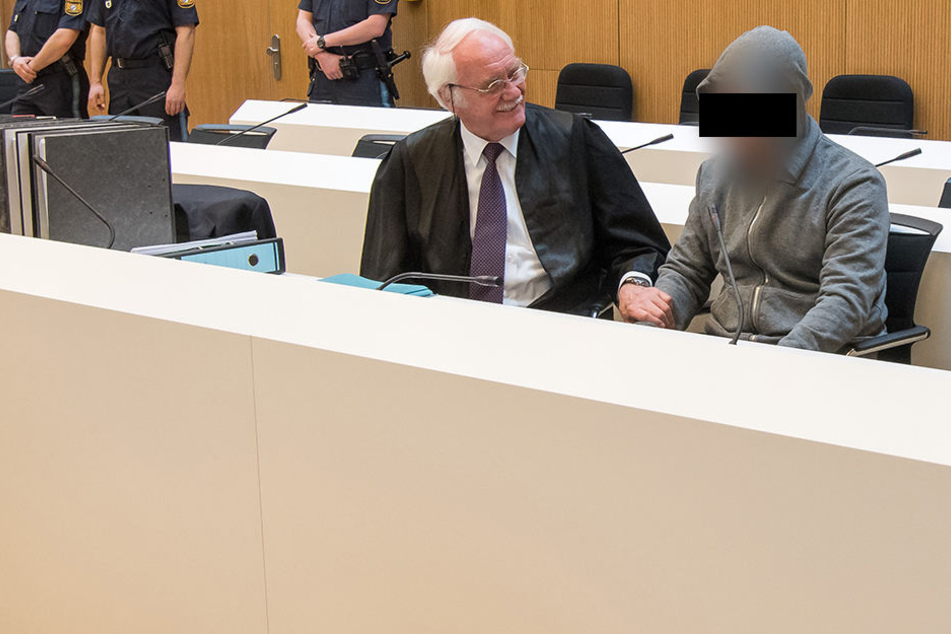 Alexander B. (38) beim Prozessauftakt in München.