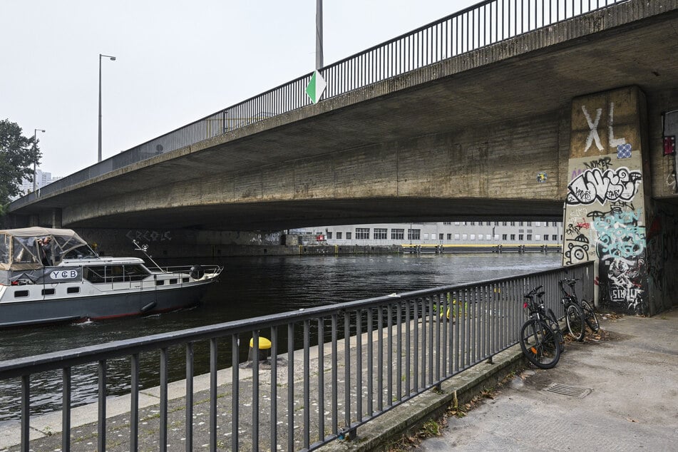 Mühlendammbrücke ab Montag auch für Fußgänger teilweise tabu