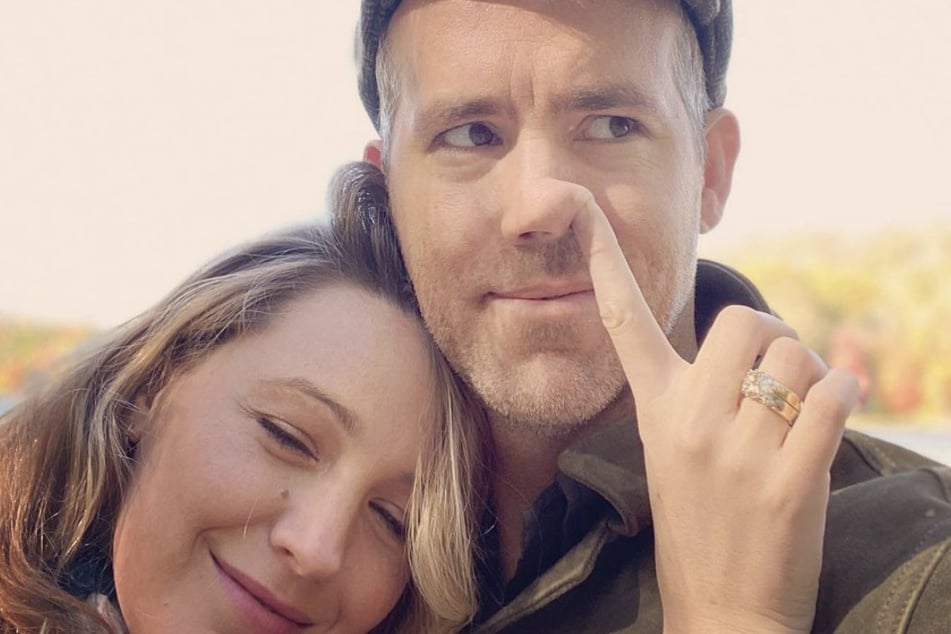 Blake Lively and Ryan Reynolds hilariously pose together while often roasting each other on social media.
