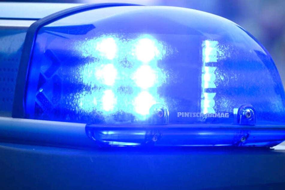 Die Polizei nimmt Hinweise entgegen.