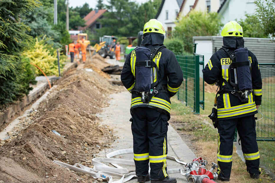 Am Ende mussten auch die Feuerwehrleute warten - auf den Entstördienst.