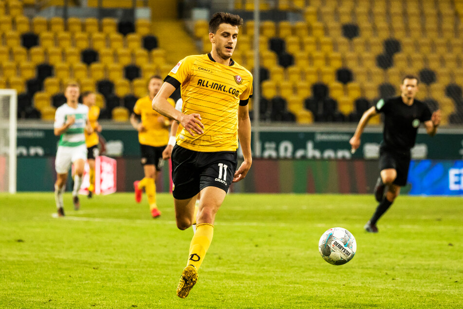 Der Verkauf mehrerer Spieler, unter anderem von Alexander Jeremejeff (28) zurück nach Schweden, brachte Dynamo Geld ein.