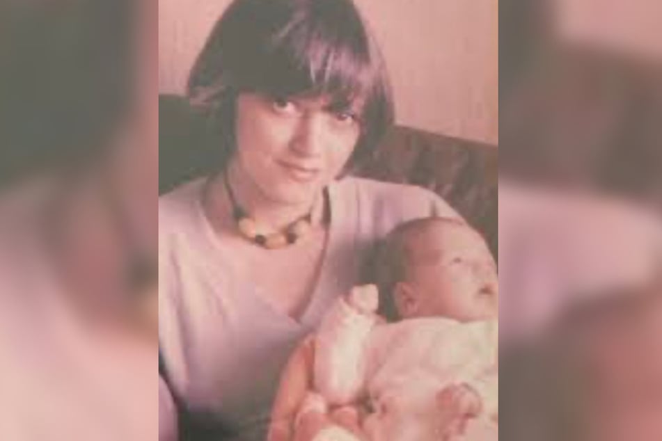 Sylvie Meis (45) als Baby auf dem Arm ihrer Mutter Rita.