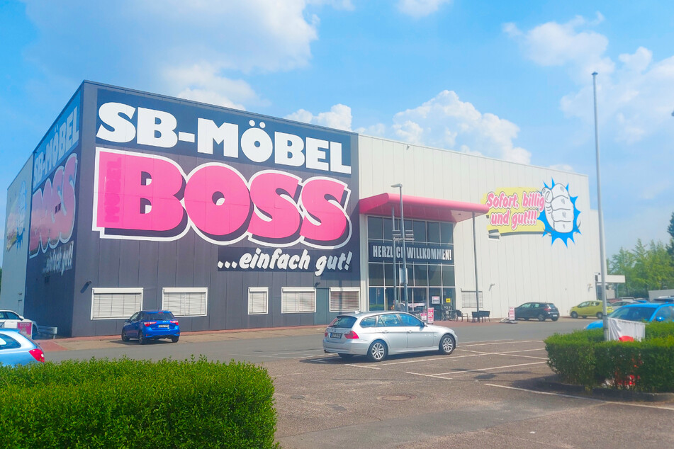 SB-Möbel Boss Moers