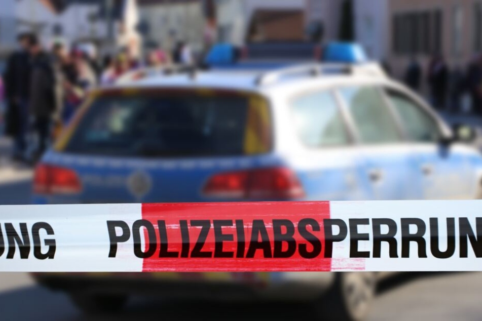 In einer Bar in Halle wurde ein Toter aufgefunden. (Symbolbild)